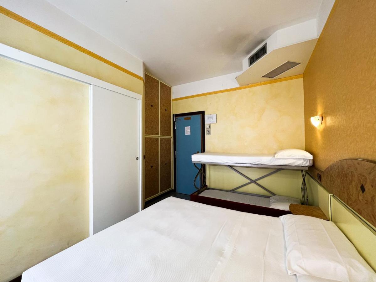 Hotel Soleblu ريميني المظهر الخارجي الصورة