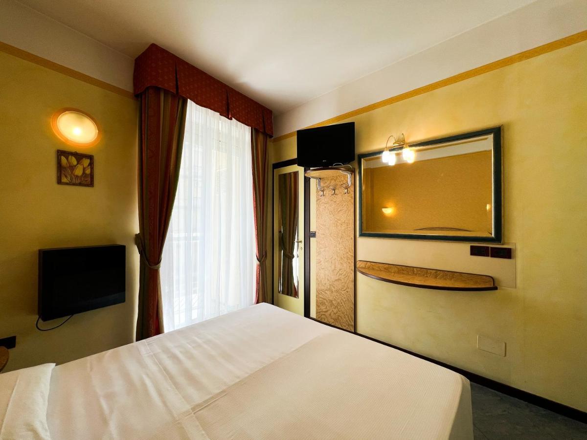 Hotel Soleblu ريميني المظهر الخارجي الصورة