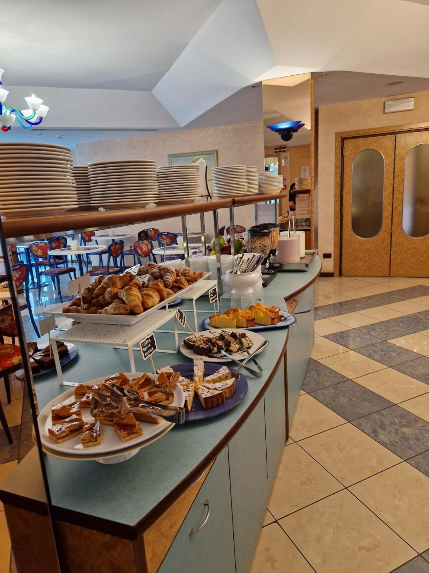 Hotel Soleblu ريميني المظهر الخارجي الصورة